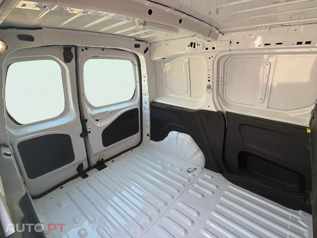 Citroen Berlingo 1.2 PureTech 130cv EAT8