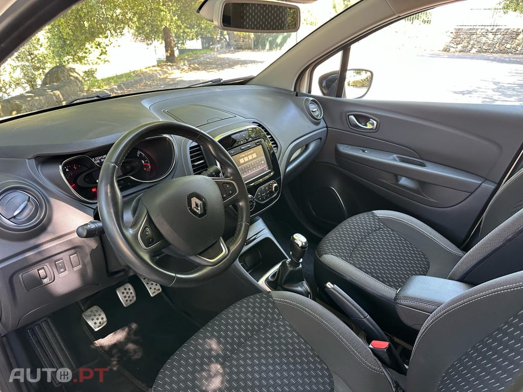 Renault Captur 1.5 dCi Initiale Paris