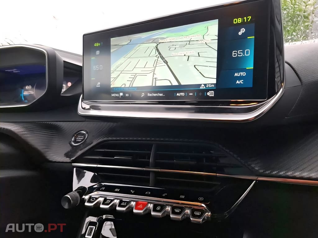 Peugeot E-208 50 kWh Allure Roadtrip