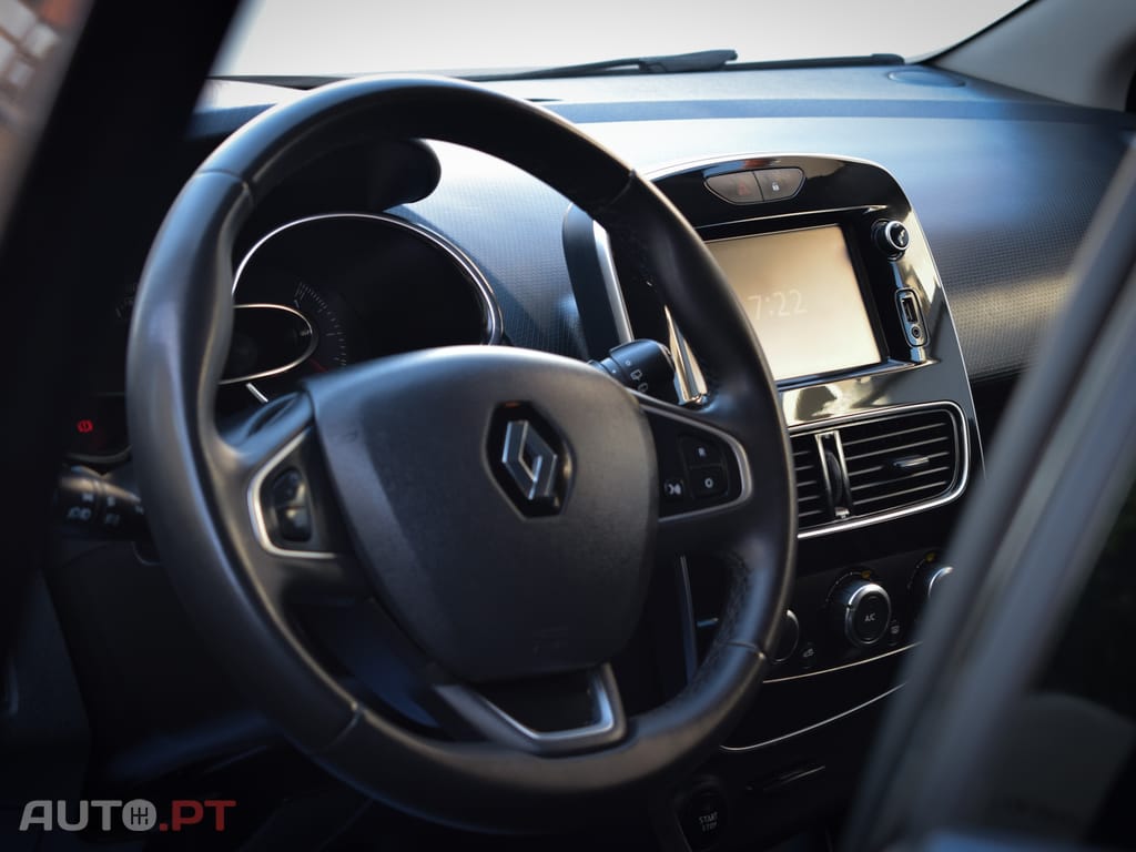 Renault Clio Sport Tourer ST