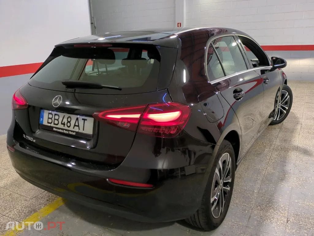 Mercedes-Benz A 250 e