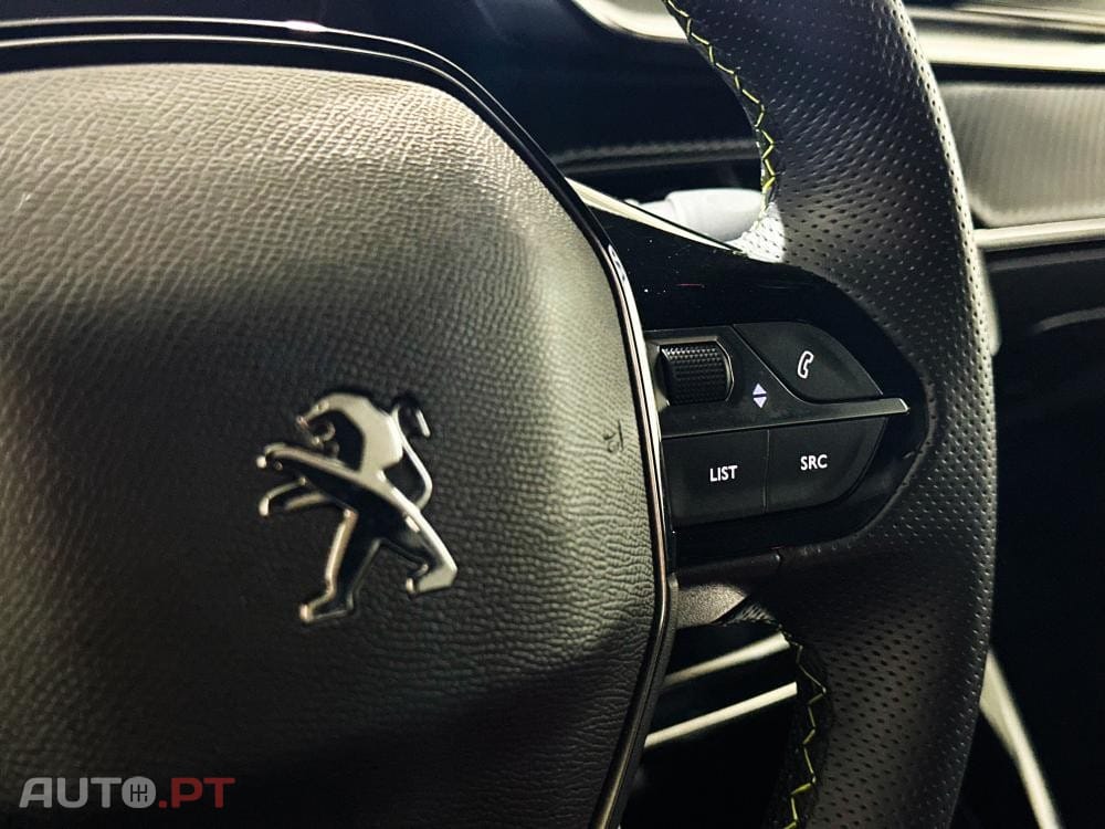 Peugeot E-208 50 kWh GT Pack