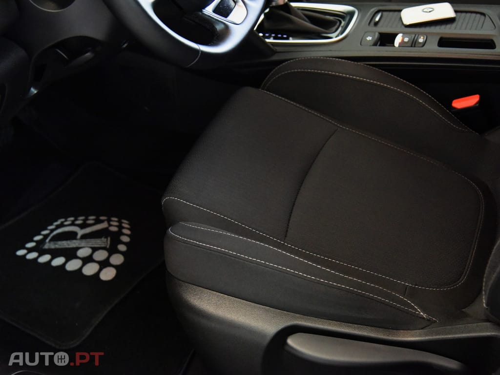 Renault Mégane Sport Tourer 1.6 E-Tech Plug-In Intens
