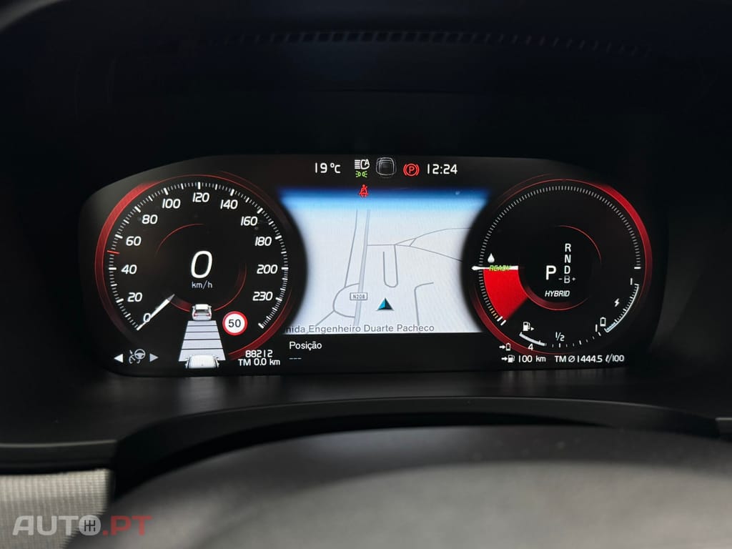 Volvo V90 2.0 T8 PHEV R-Design AWD