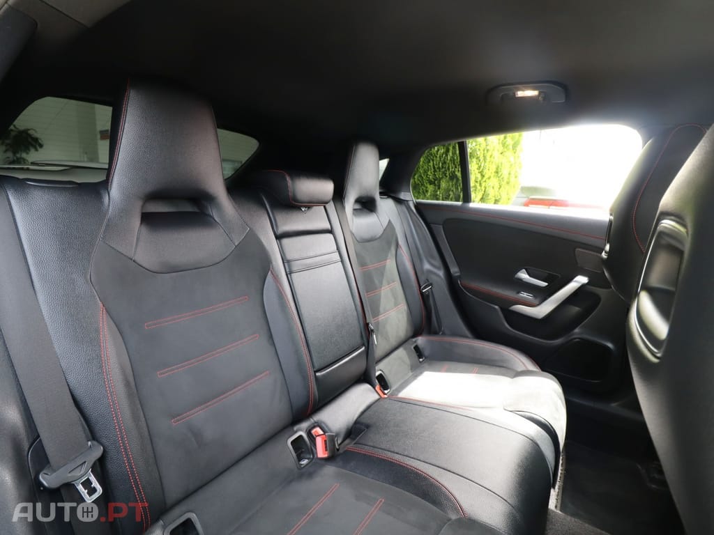Mercedes-Benz CLA 180 d Shooting Brake AMG Line