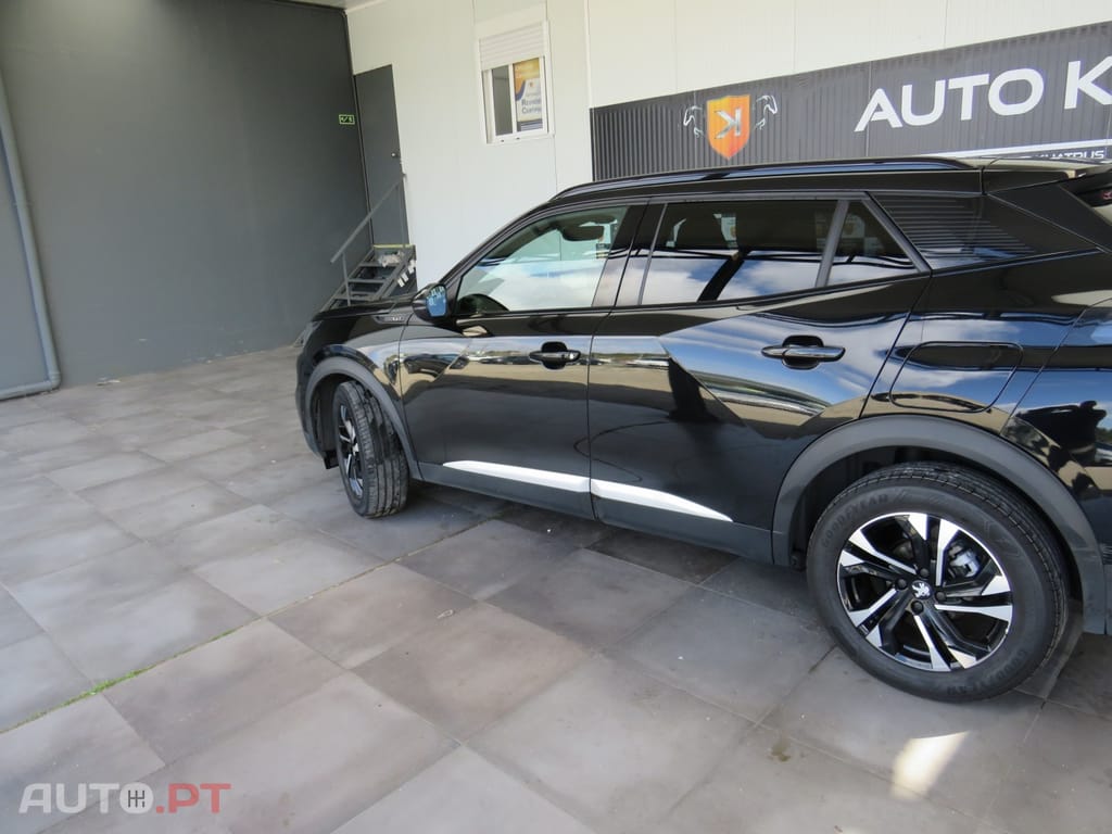 Peugeot 2008 1.5 BlueHDi GT EAT8
