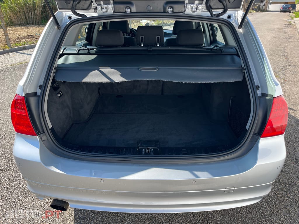 BMW 318 d Touring Line Sport
