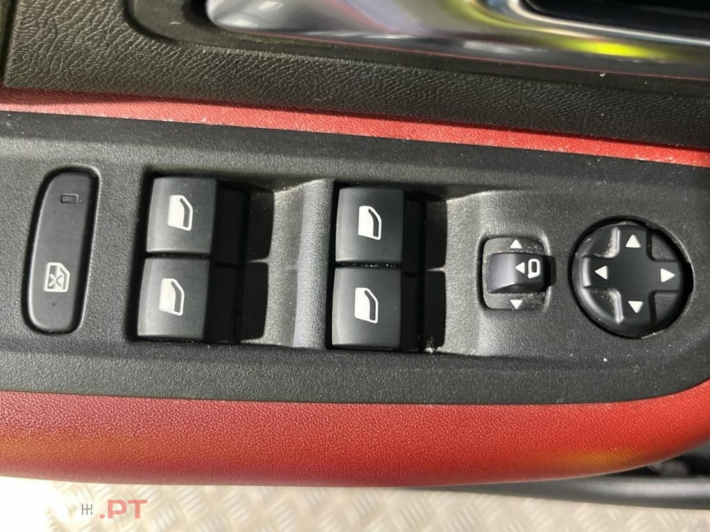 Citroen C4 1.2 PureTech Shine EAT8