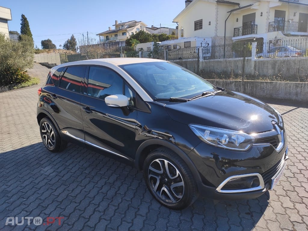 Renault Captur 1.2 TCe Exclusive EDC