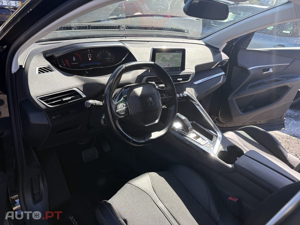 Peugeot 3008 1.2 PureTech Allure EAT8