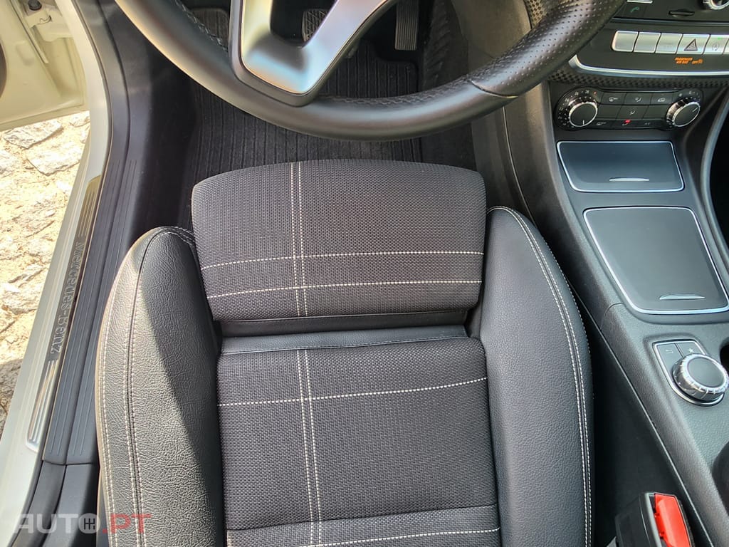 Mercedes-Benz A 180 d 7G-DCT AMG Line