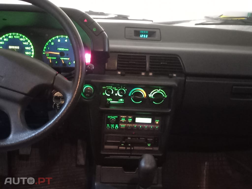 Mitsubishi Lancer 1.5 glx