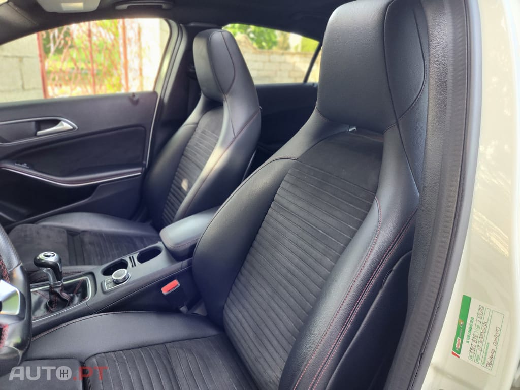 Mercedes-Benz A 180 d AMG Line