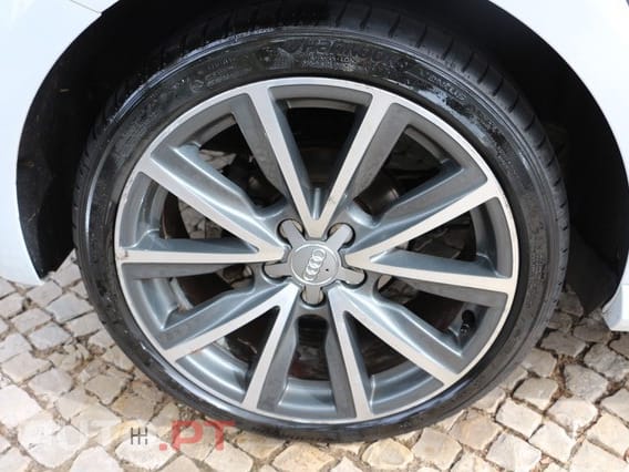 Audi A1 1.0 TFSI S-line