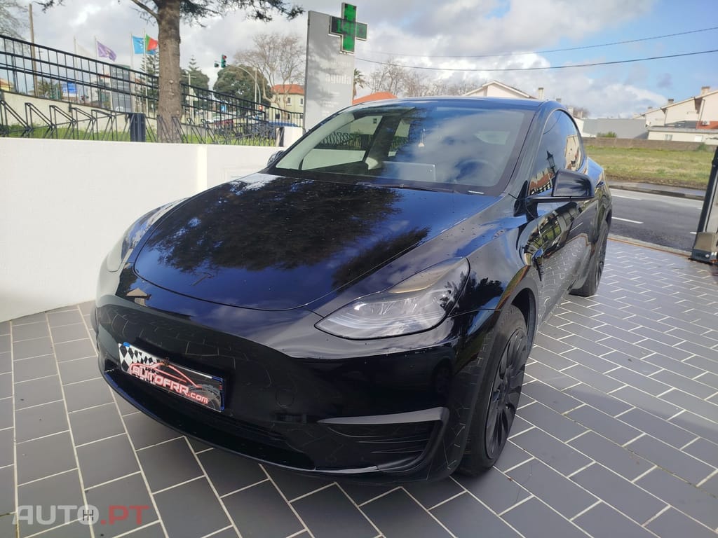 Tesla Model Y Tração Traseira Standard