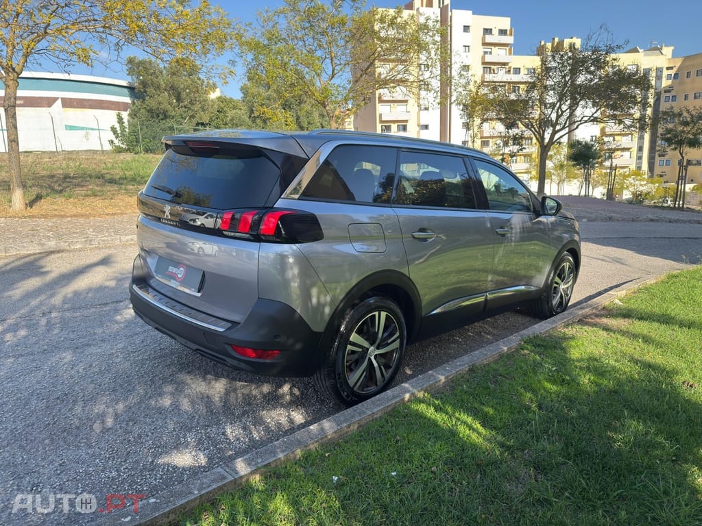 Peugeot 5008 1.5 BlueHDi Allure Pack EAT8