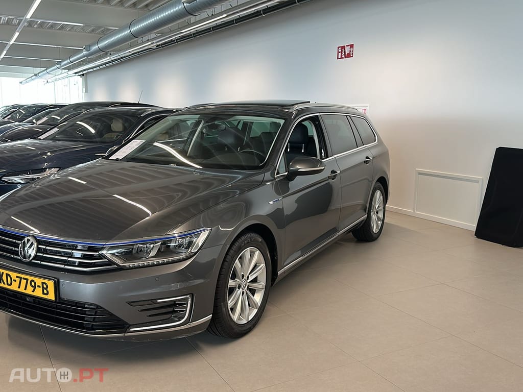 Volkswagen Passat Variant TSI GTE Highline