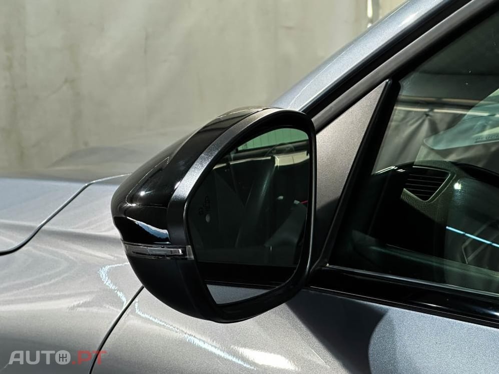 Peugeot E-208 50 kWh GT Pack