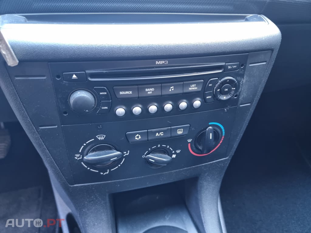 Citroen C4 1.4 16V SX