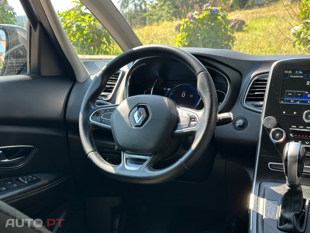 Renault Grand Scénic dCi 110 FAP EDC Dynamique