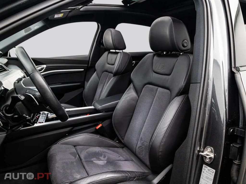 Audi E-Tron S BLACK I.V.A DEDUTIVEL 