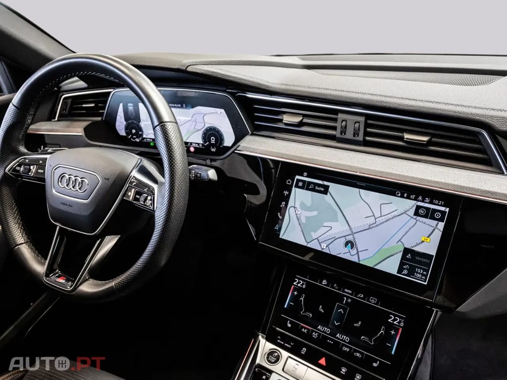 Audi E-Tron I.V.A DEDUTÍVEL 55 S LINE BLACK EDITION