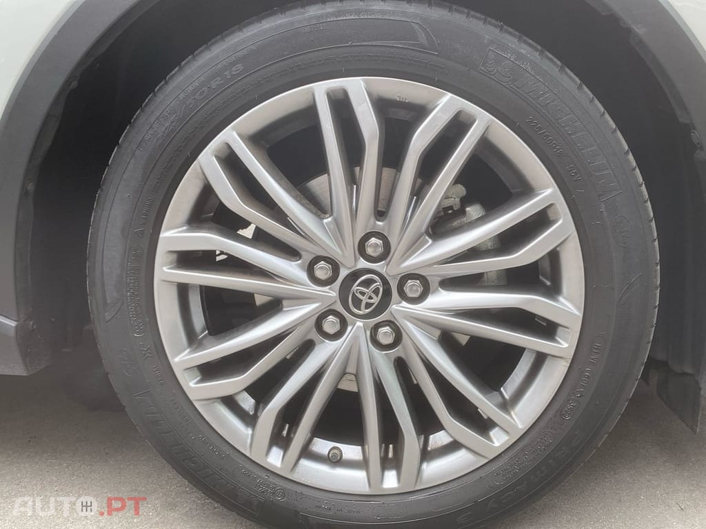 Toyota C-HR 1.8 Hybrid Exclusive