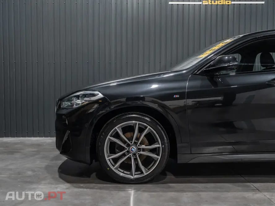 BMW X2 18 i sDrive Auto Pack M