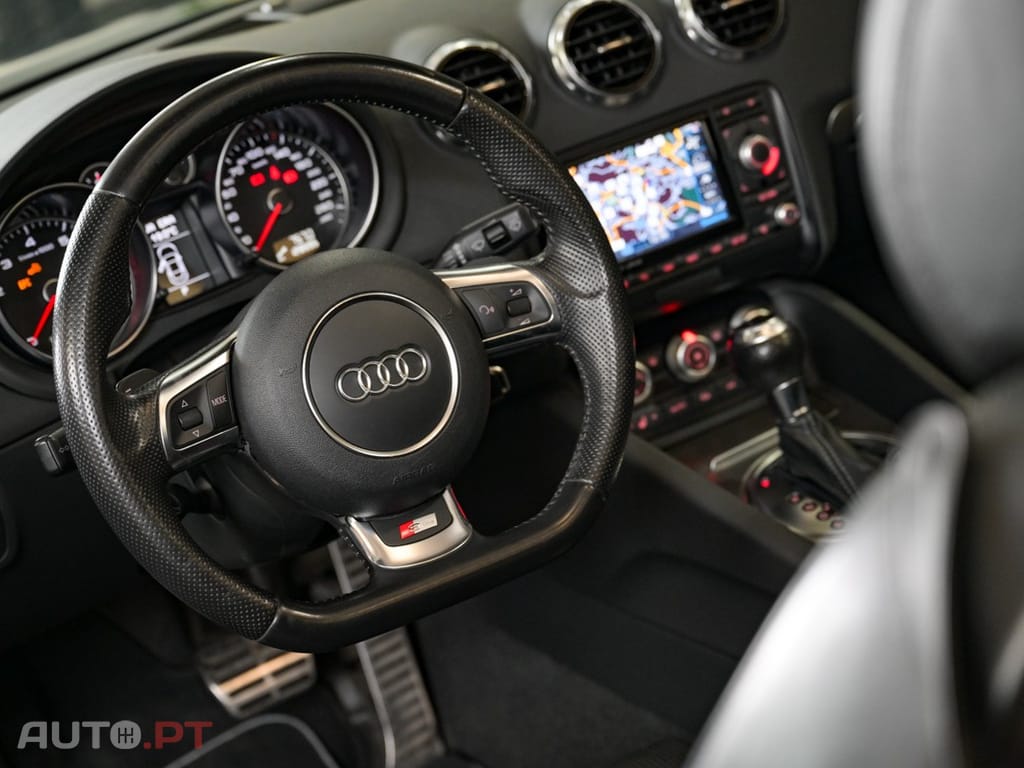 Audi TT 1.8 TFSi S-line S tronic