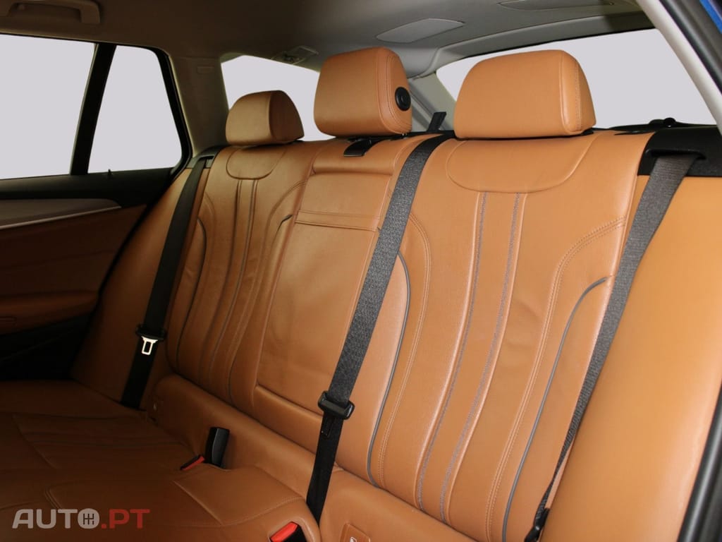 BMW 520 D TOURING LINE SPORT I.V.A DEDUTÍVEL