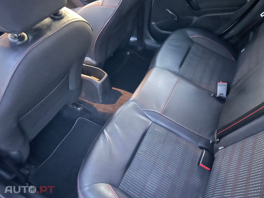 Peugeot 208 1.6 BlueHDi GT Line