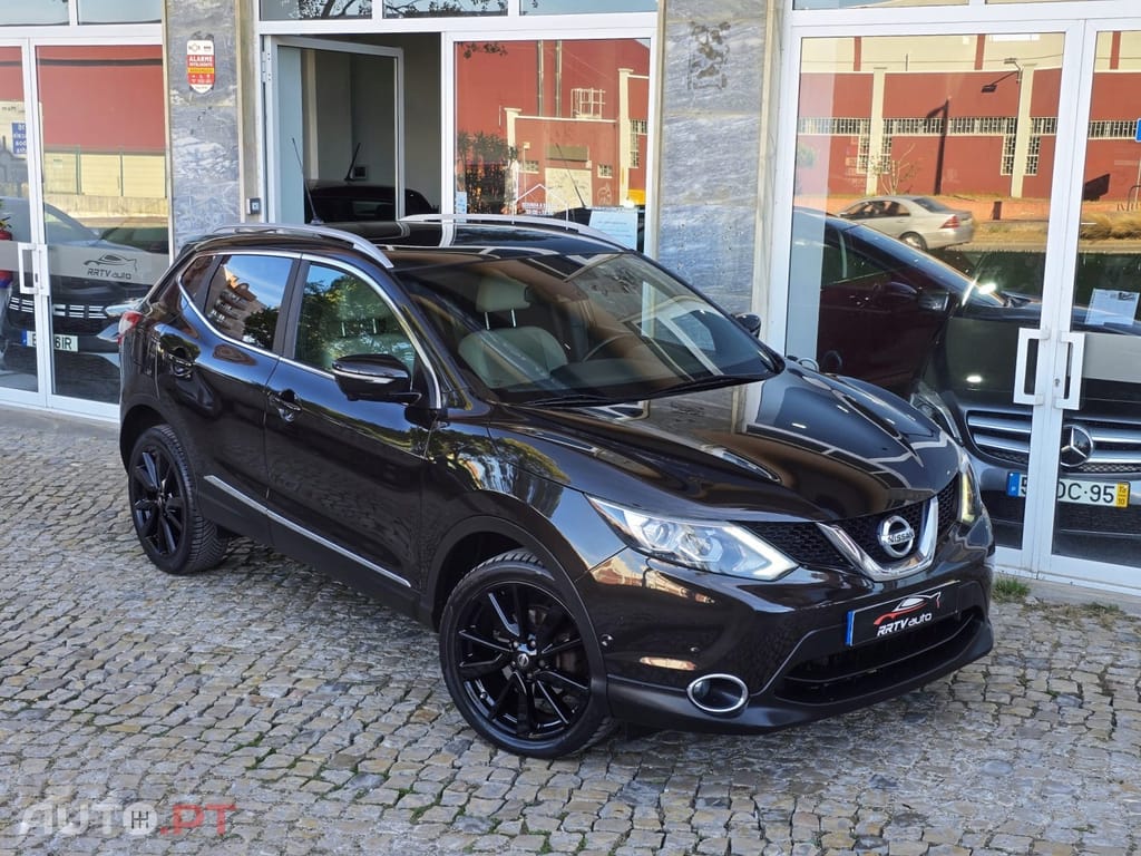 Nissan Qashqai 1.6 dCi Tekna Premium 17 360 S&S