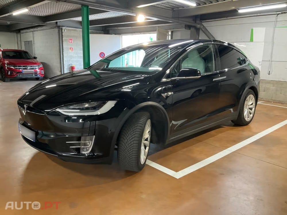 Tesla Model X 100 kWh Long Range Plus AWD