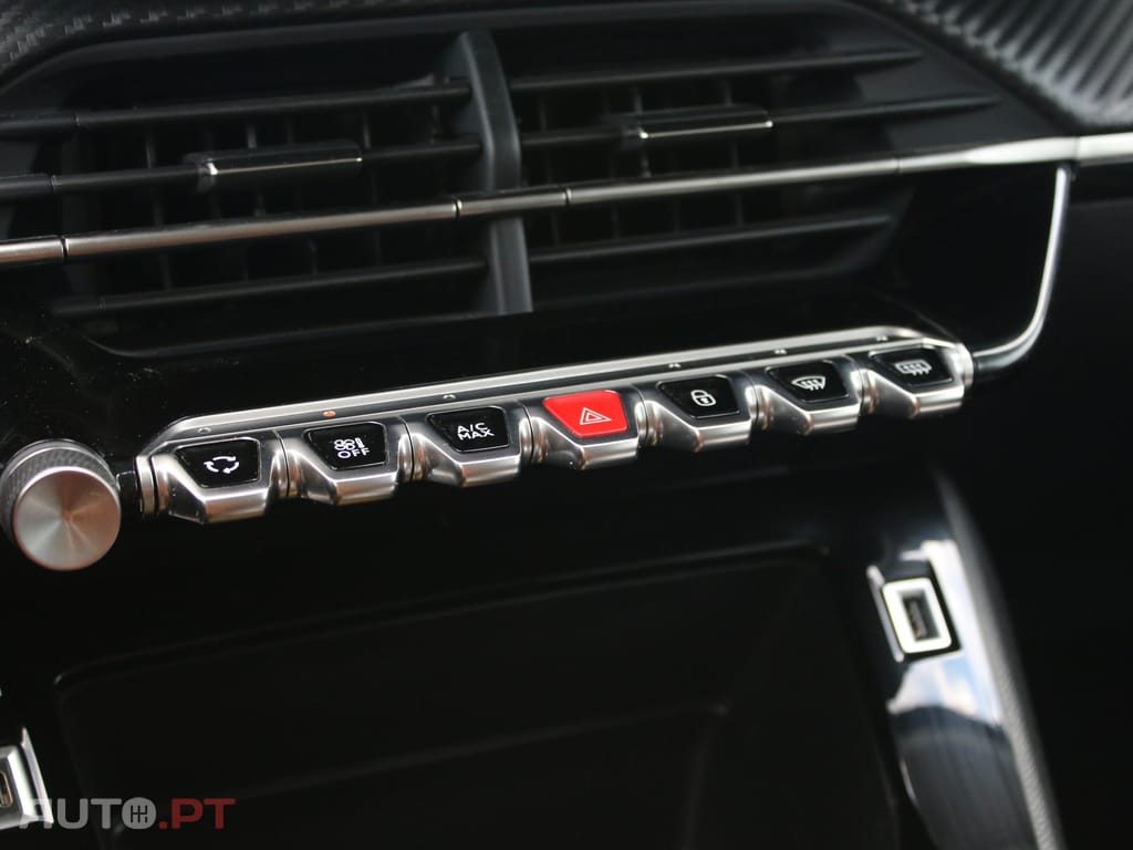 Peugeot E-208 50 kWh Allure