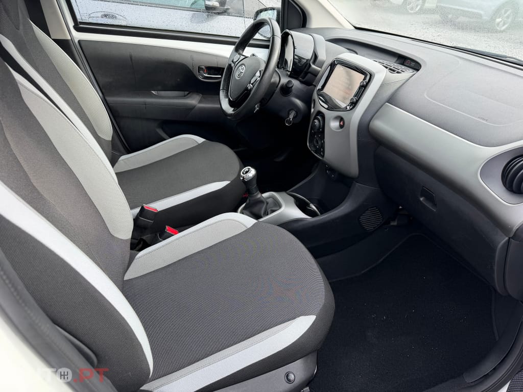 Toyota Aygo 1.0 X-Play+AC+X-Touch
