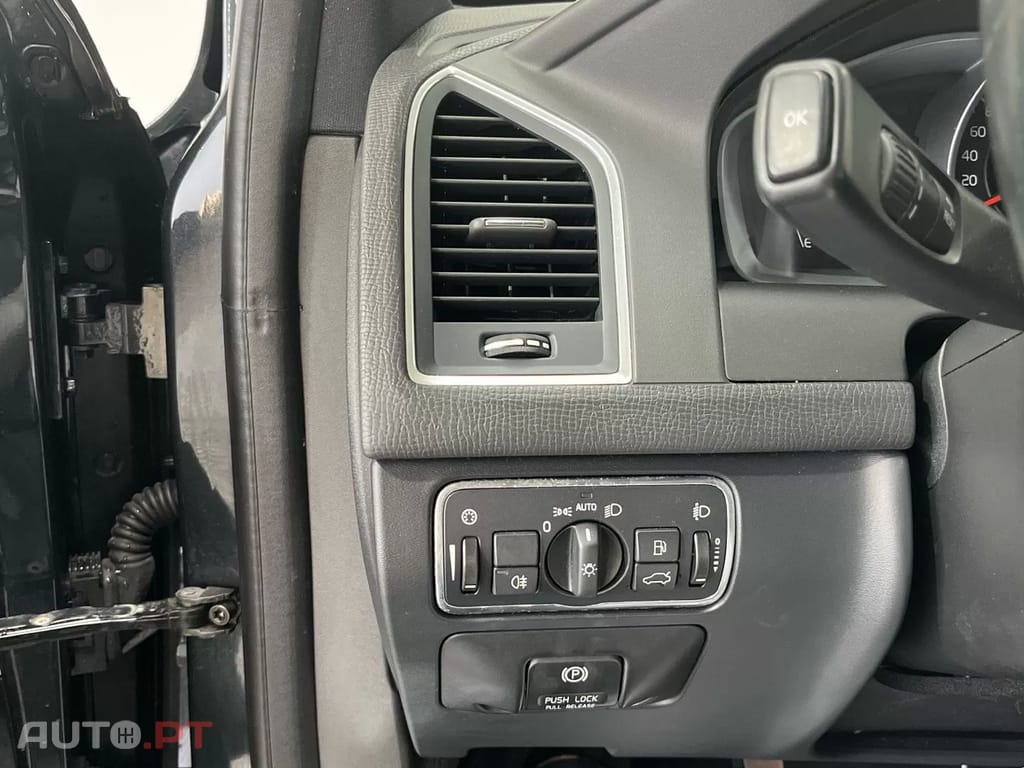 Volvo XC60 2.0 D4 DRIVe Momentum