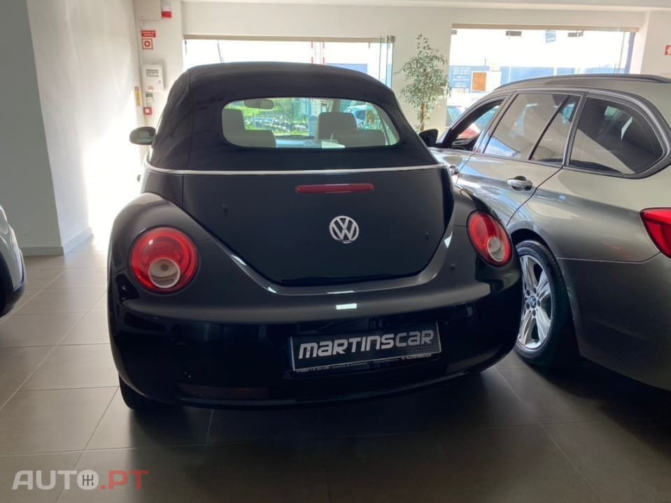 Volkswagen New Beetle Cabriolet 1.4 Top Couro