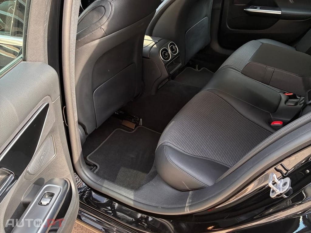 Mercedes-Benz C 300 e T Avantgarde