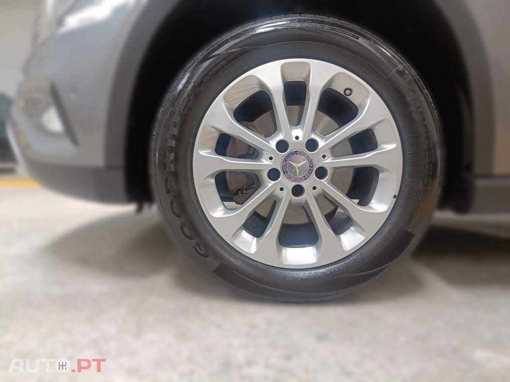 Mercedes-Benz GLA 200 (CDI) d 4Matic 7G-DCT