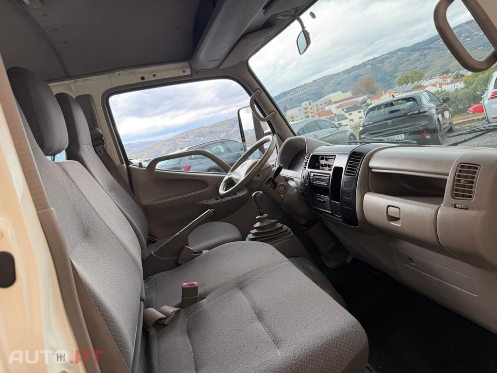 Toyota Dyna 3.0 D-4D M CD 35.37 Dif.5.3