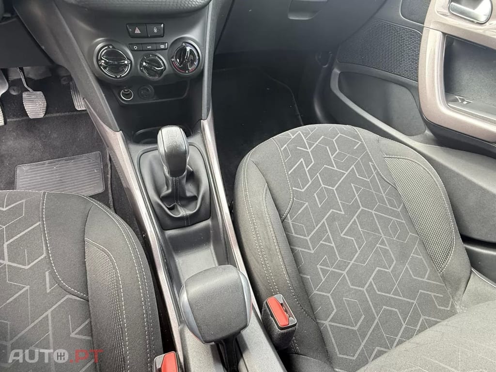 Peugeot 2008 1.2 PureTech Style