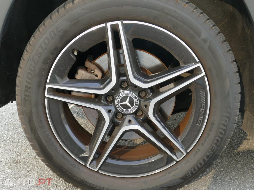 Mercedes-Benz GLA 250 e AMG Line