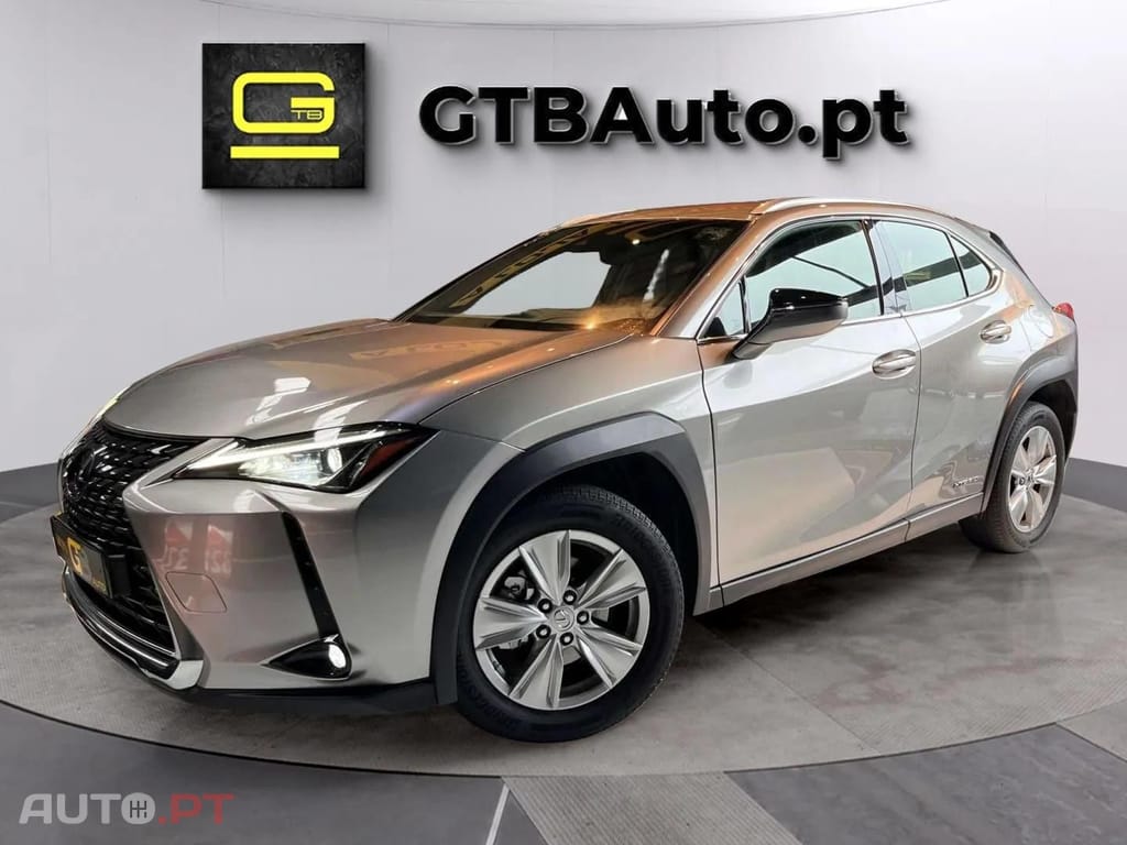 Lexus UX Business