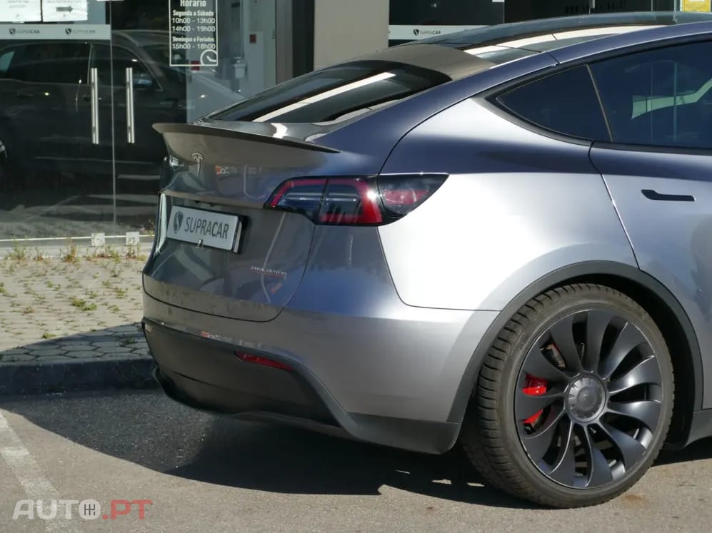 Tesla Model Y Performance Tração Integral