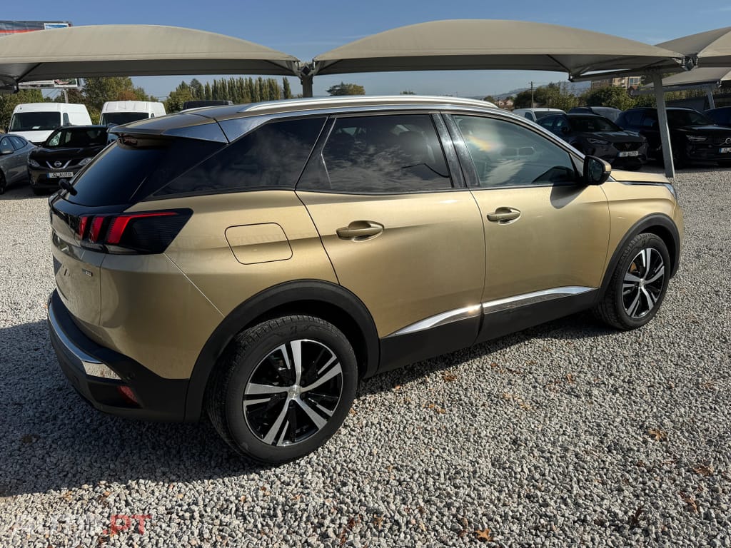 Peugeot 3008 1.2 PureTech Allure