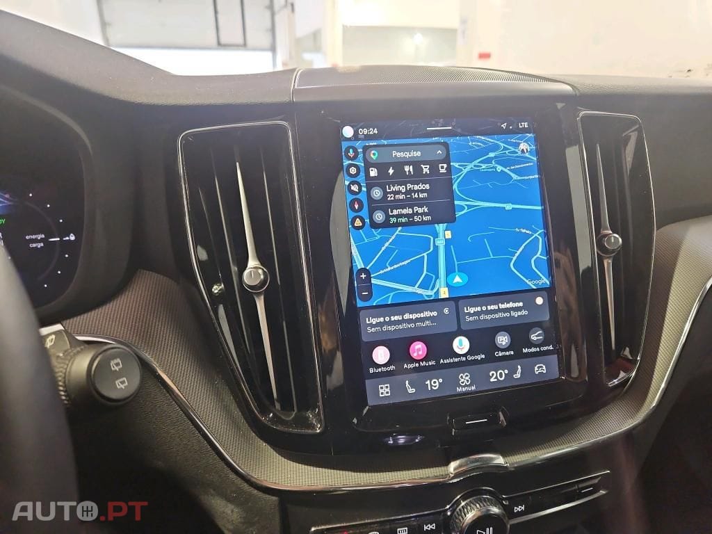 Volvo XC60 2.0 T6 PHEV Black Edition