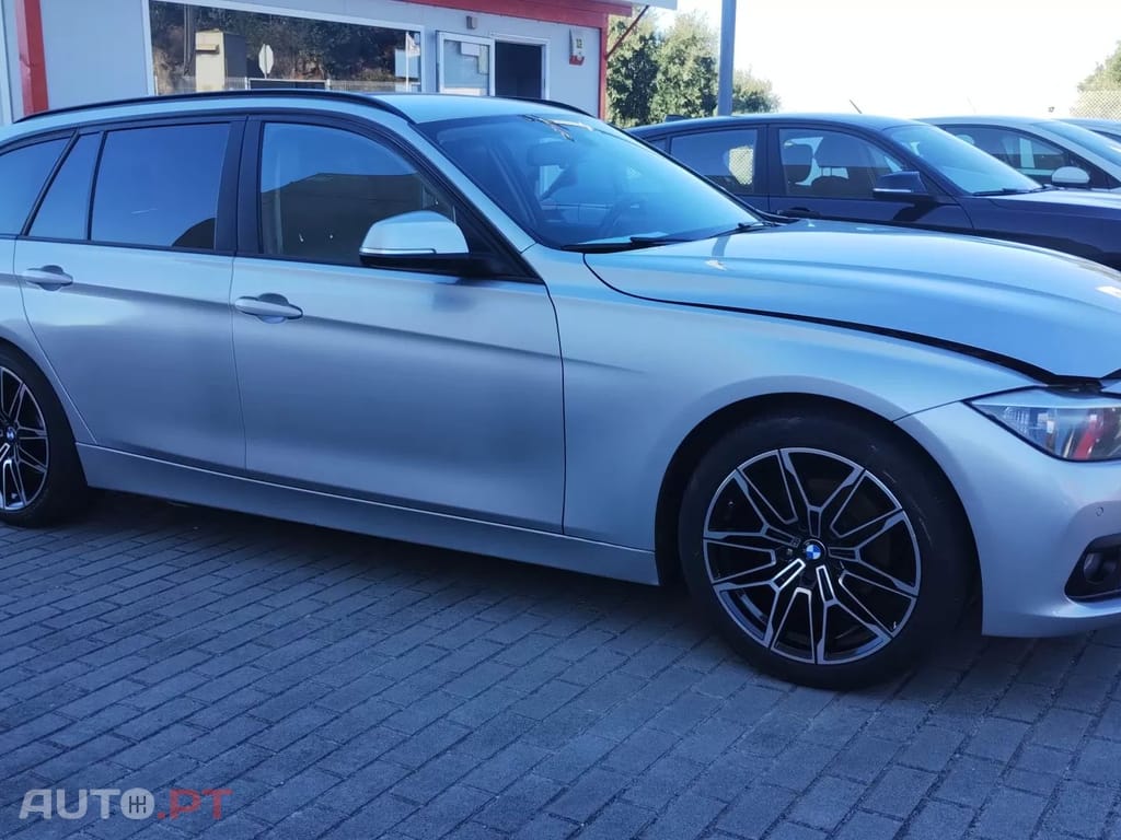 BMW 320 d Touring EfficientDynamics Line Luxury