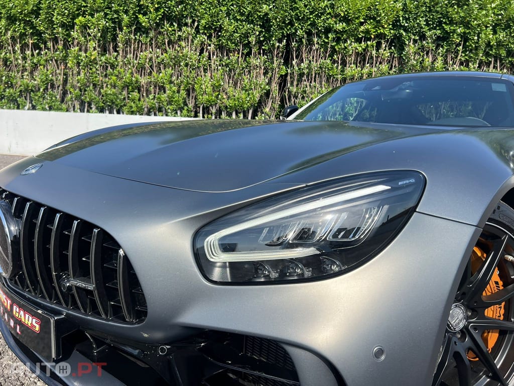 Mercedes-Benz AMG GT R