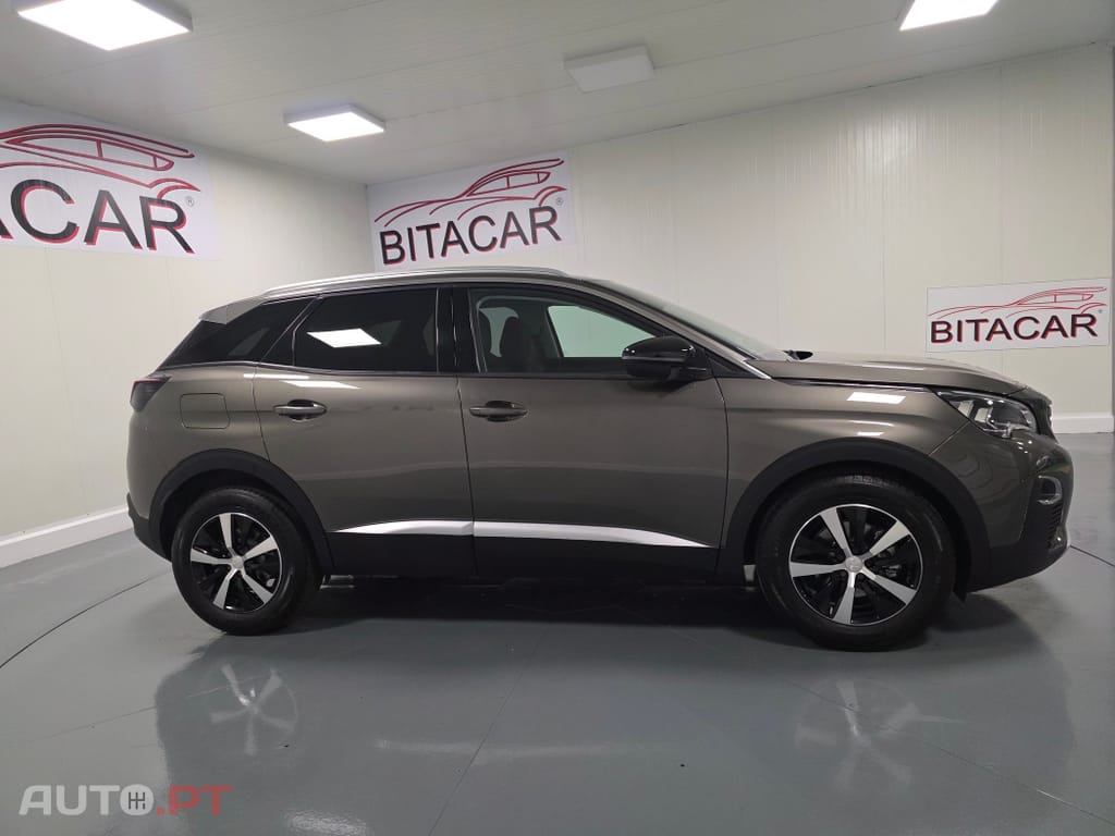 Peugeot 3008 1.5 BlueHDi Active