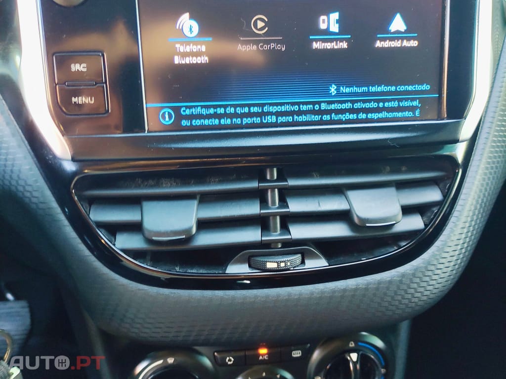 Peugeot 208 1.2 VTi SE Style